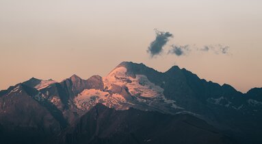 Foto vom Olperer im Sommer bei Abendstimmung | © Johannes Bitter | TVB Wipptal