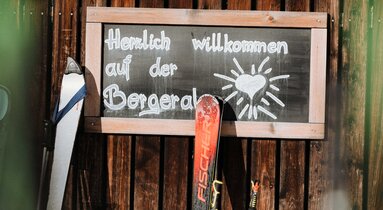 Einkehren im Panorama-Restauran in der Skiarena Bergeralm im Wipptal | © TVB Wipptal |Johannes Bitter
