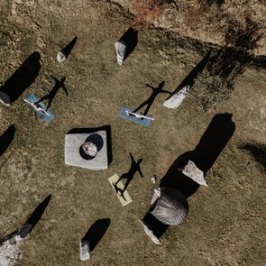 Regenerationswoche | Yoga Outdoor | © TVB Wipptal | Victoria Hoertnagl