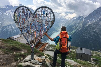 Herz bei der Olperer Hütte | © TVB Wipptal - Judith Hammer
