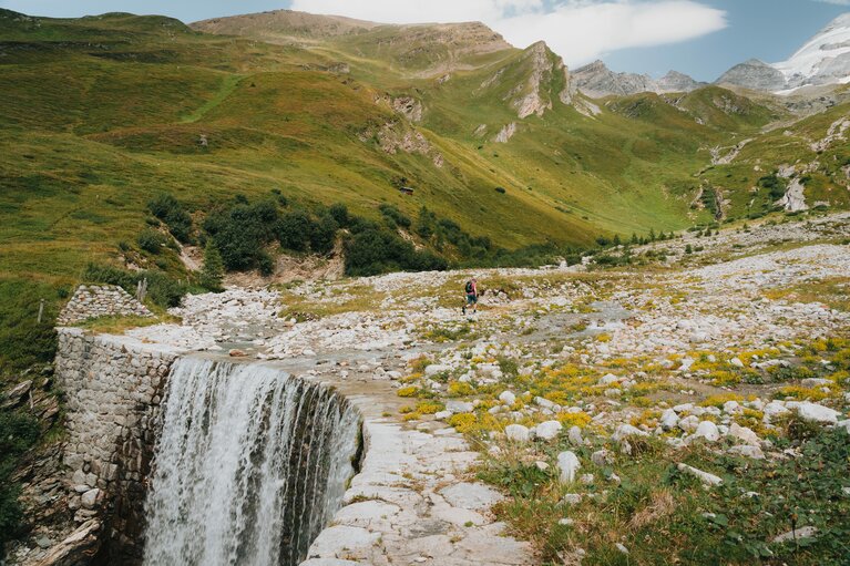 Der Wasserfall bei der Sperre ist ein besonderes Platzl. | © TVB Wipptal | Johannes Bitter
