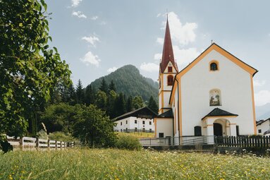 Kirche des Bergsteigerdorfes St. Jodok | © TVB Wipptal | Johannes Bitter