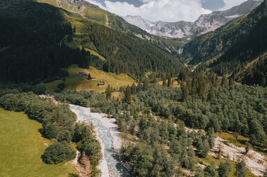 auf dem Weg zur Touristenrast mit Blick Richtung Talschluss Valsertal | © TVB Wipptal | Johannes Bitter