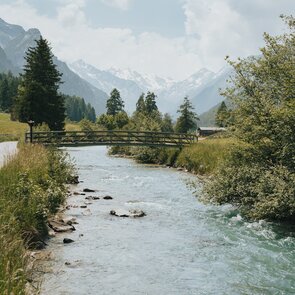 Blick von Trins Richtung hinteres Gschnitztal an einem Frühsommertag | © TVB Wipptal | Johannes Bitter