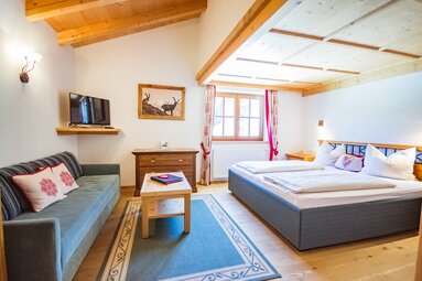 Modernes Zimmer im Landhausstil | © TVB Wipptal